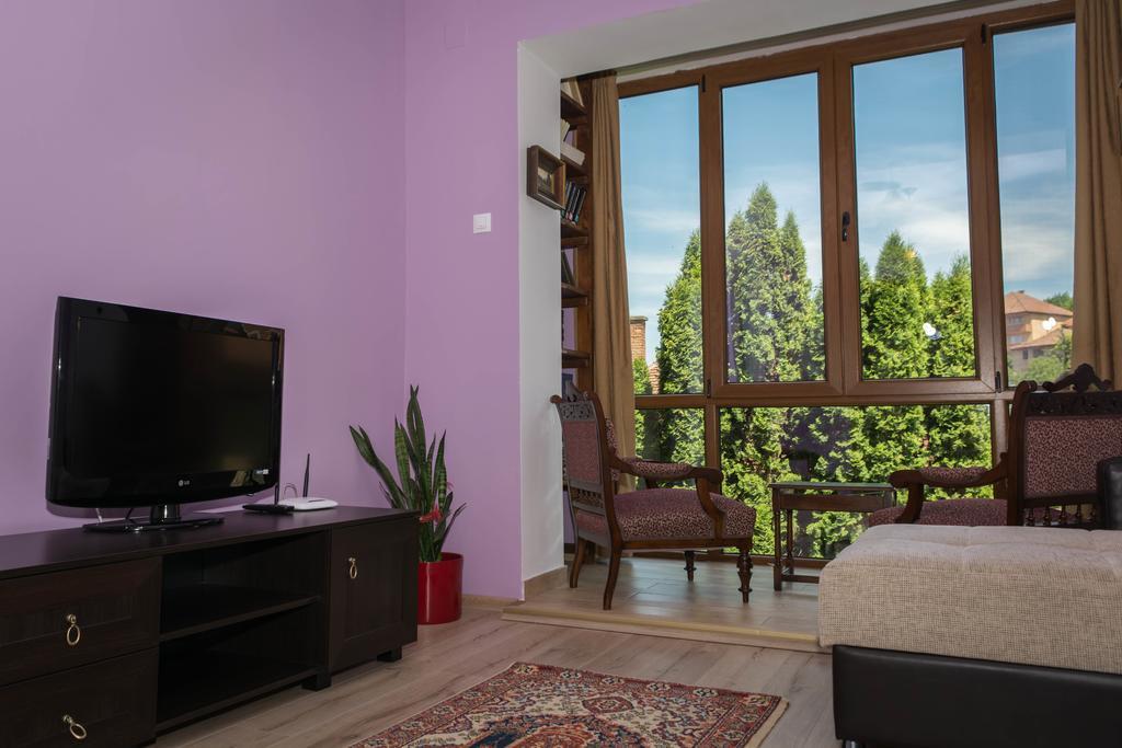 Chic Apartment Braşov Exterior foto